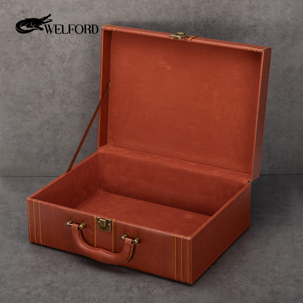 Italian traditional retro shoe box